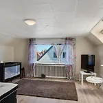 Lovely In With Kitchen *