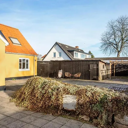 Feriehus Lovely In With Kitchen *